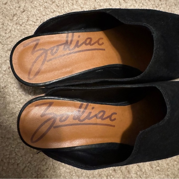 Zodiac | Quartz Black Suede Leather Heeled Slip-On Mules - Picture 6 of 6